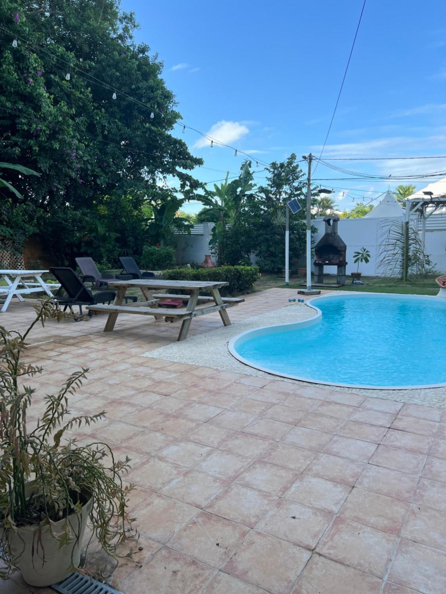 Location Tropical Apartment Сен-Ан Екстериор снимка
