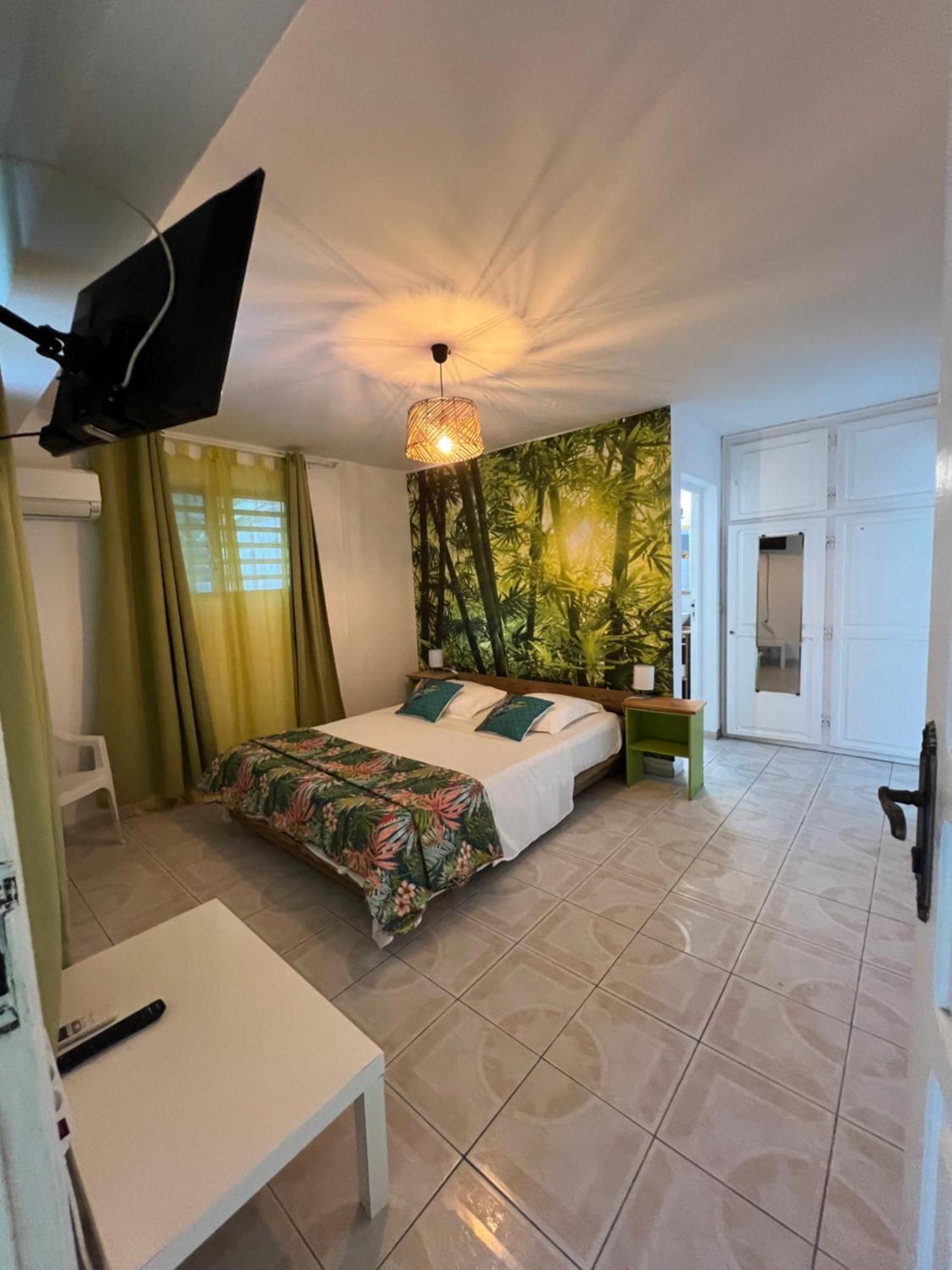 Location Tropical Apartment Сен-Ан Екстериор снимка