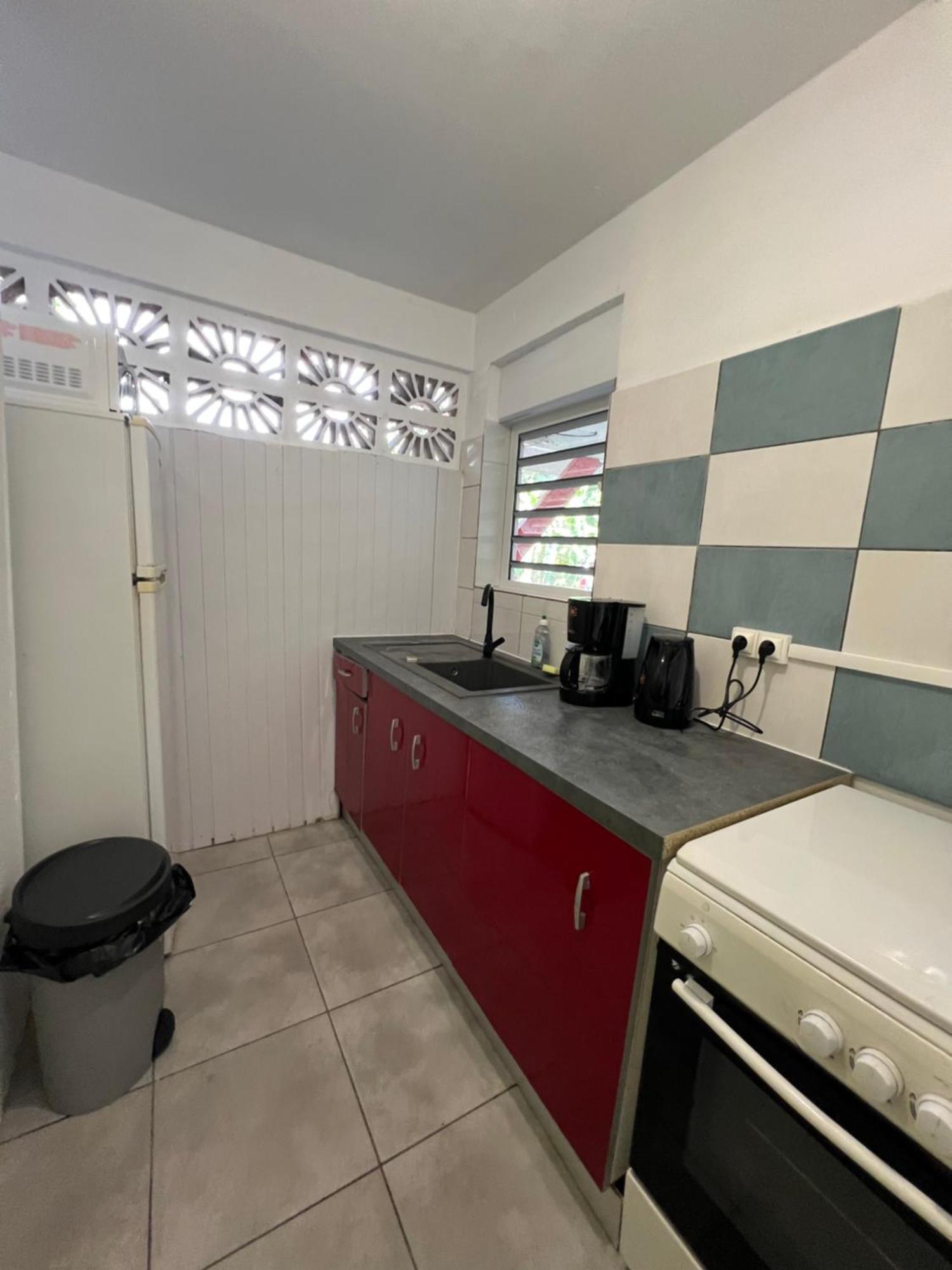 Location Tropical Apartment Сен-Ан Екстериор снимка